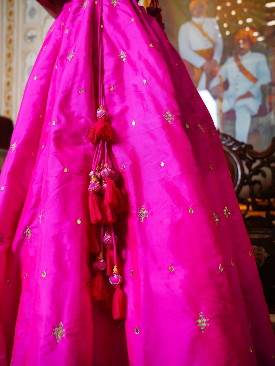 MEHFIL HOT PINK TAFFETA ZARI HAND EMBROIDERY LEHENGA SET WITH ORGANZA DUPATTA - Pomcha Jaipur