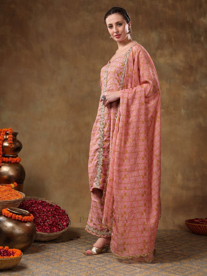 MERAKI NAILA GOTTA LACE WORK LIGHT BROWN KURTA SET WITH ORGANZA DUPATTA - Pomcha Jaipur