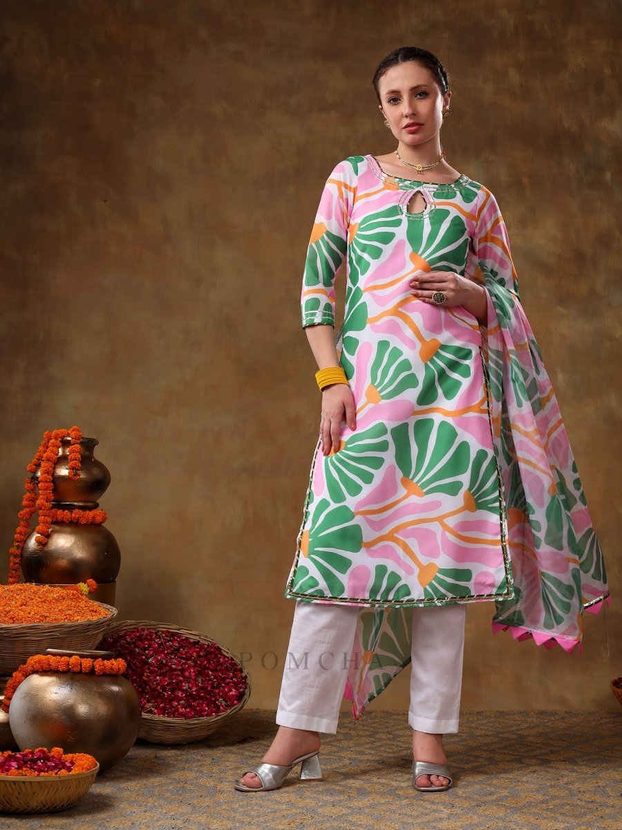 MERAKI OMERA PINK FLORAL PRINT MUSLIN KURTA SET WITH ORGANZA DUPATTA - Pomcha Jaipur
