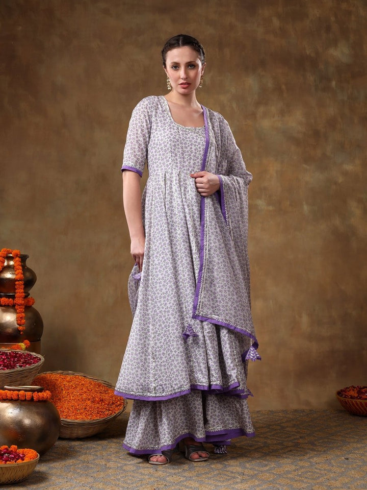 MERAKI ZEENAT LAVENDER FLORAL PRINT MUSLIN ANGRAKHA AND PLAZO SET WITH ORGANZA DUPATTA - Pomcha Jaipur