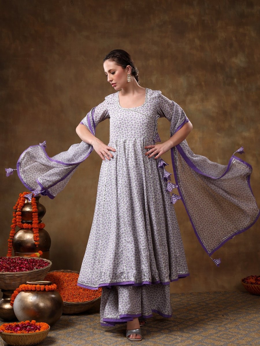 MERAKI ZEENAT LAVENDER FLORAL PRINT MUSLIN ANGRAKHA AND PLAZO SET WITH ORGANZA DUPATTA - Pomcha Jaipur