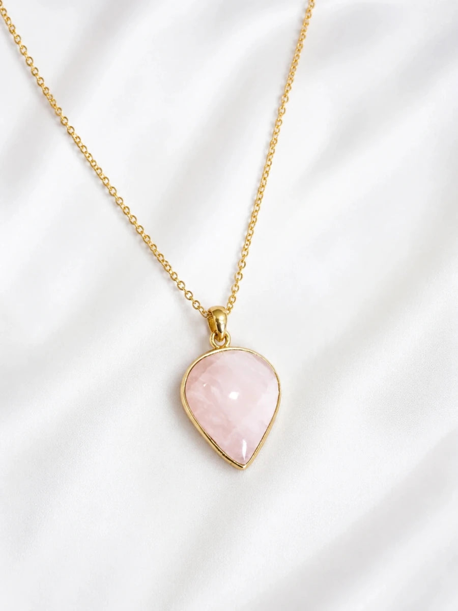 MOONBLUSH HEART PENDANT - Pomcha Jaipur