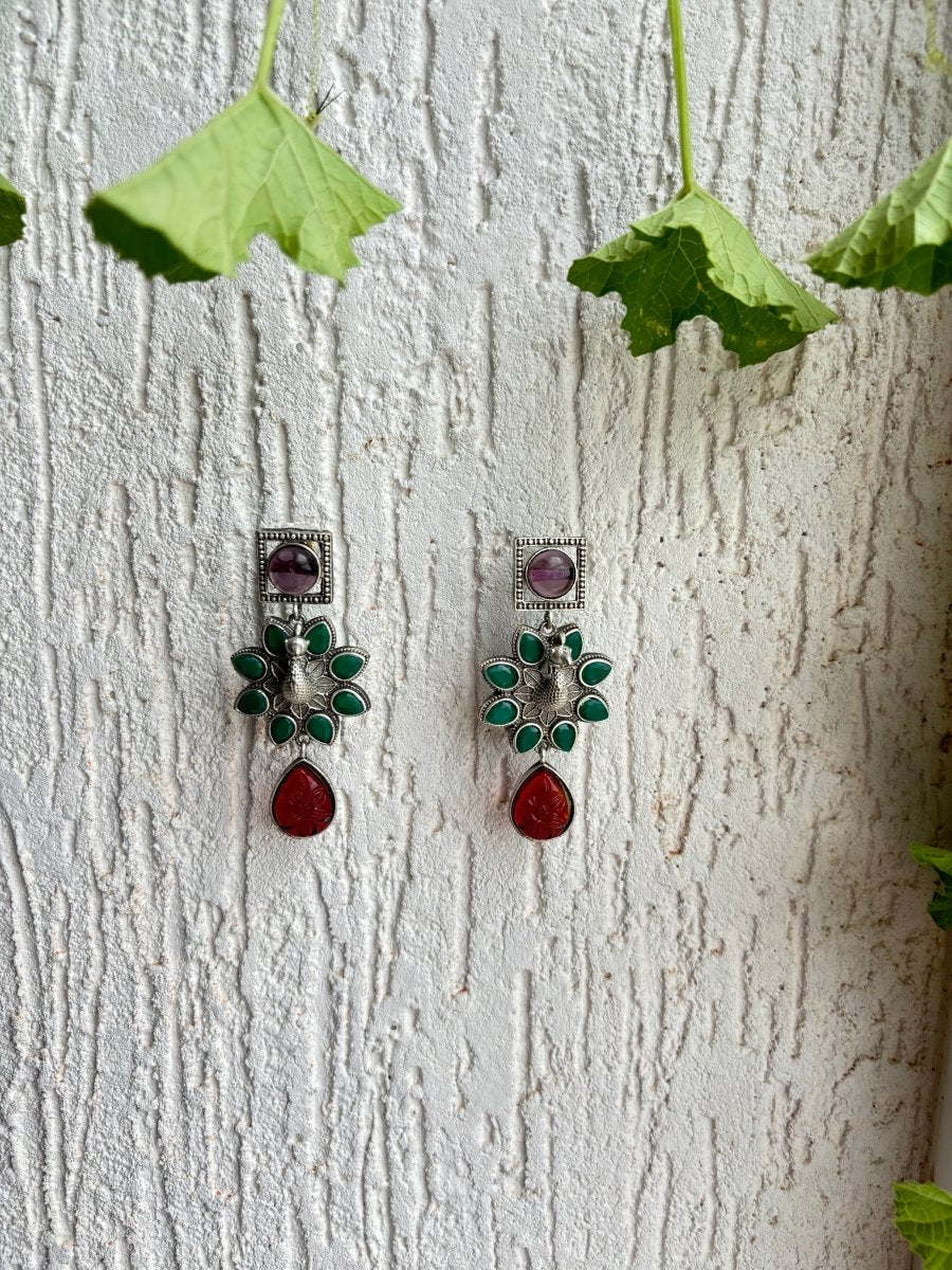 PEACOCK GREEN RED STONE SILVER OXIDISED EARRING - Pomcha Jaipur