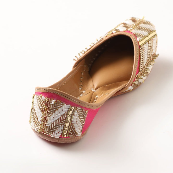 PEER BEADS MOJARI - Pomcha Jaipur