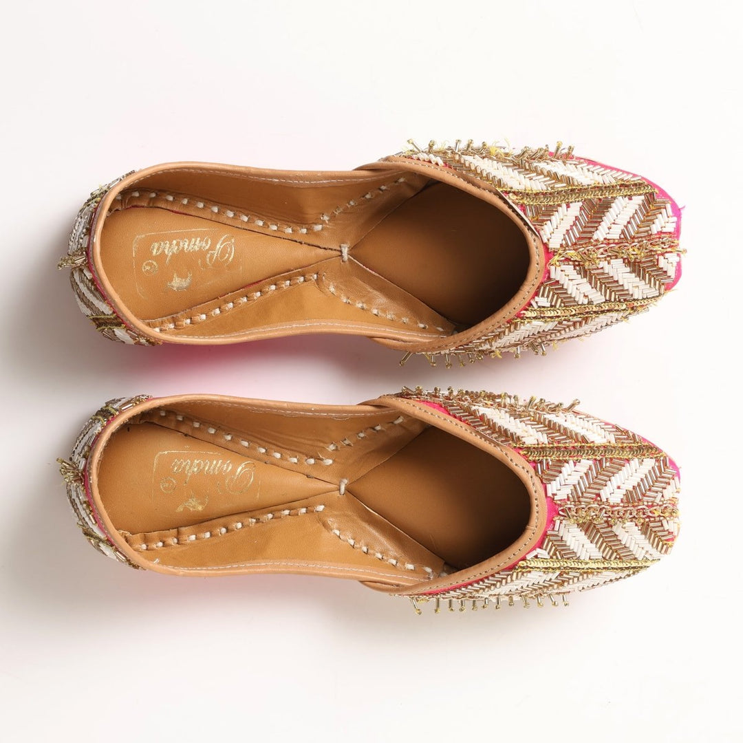 PEER BEADS MOJARI - Pomcha Jaipur