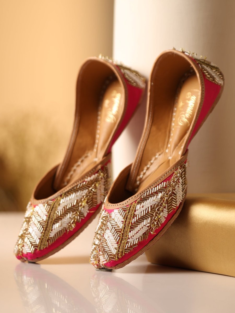 PEER BEADS MOJARI - Pomcha Jaipur