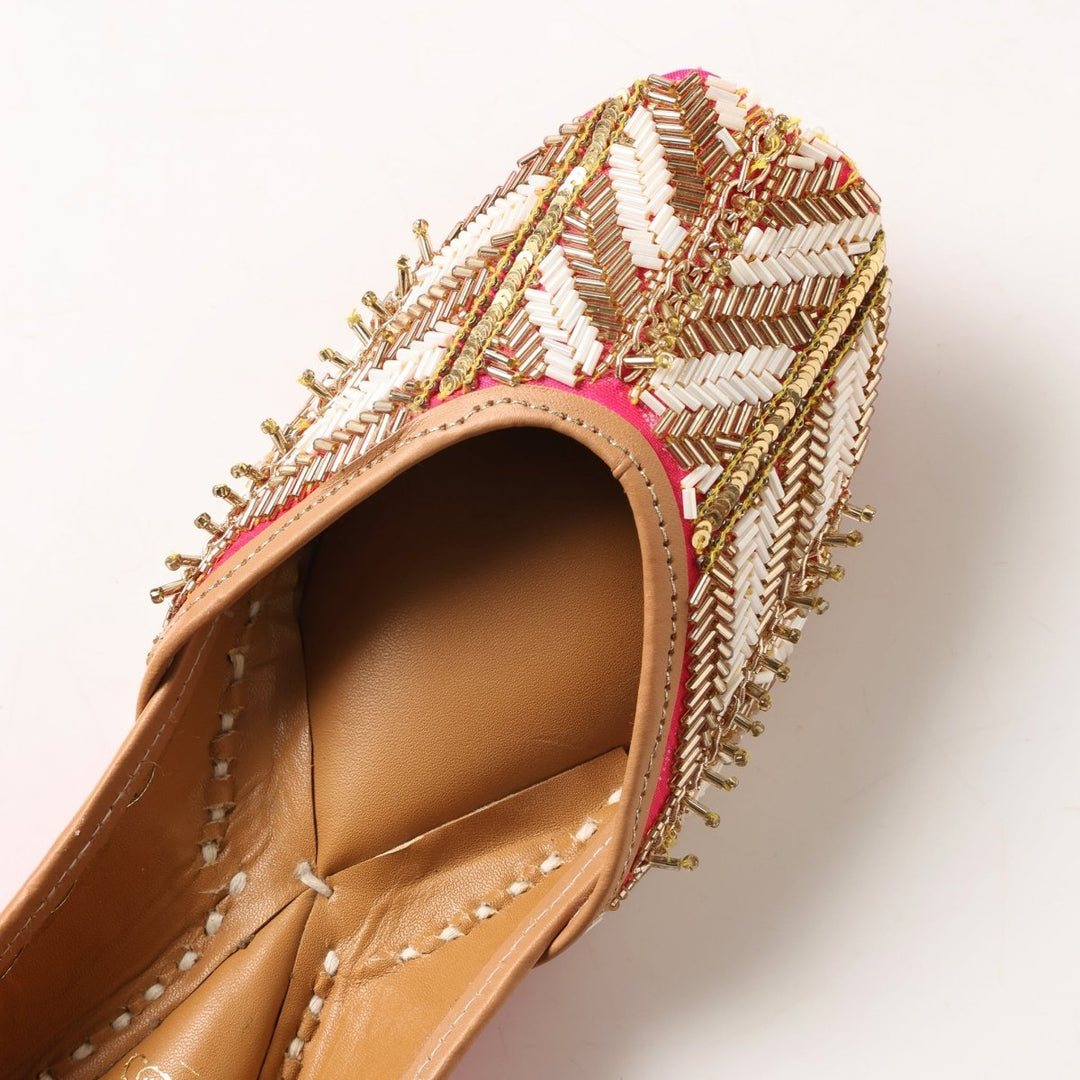 PEER BEADS MOJARI - Pomcha Jaipur