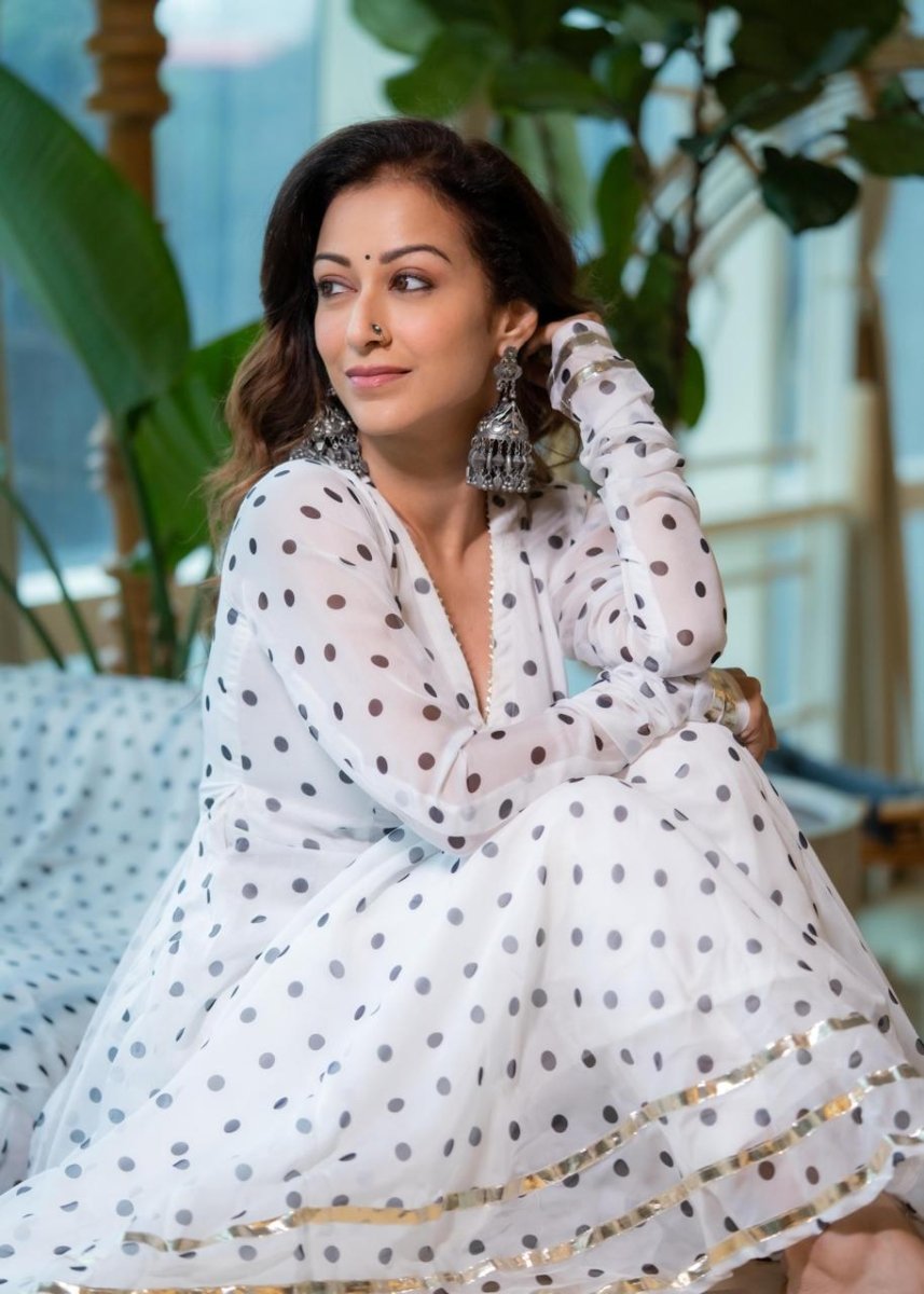 POLKA DOT WHITE ORGANZA ANARKALI SET WITH ORGANZA DUPATTA - Pomcha Jaipur