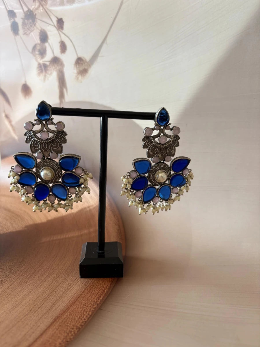 ROYAL BLUE SILVER OXIDISED STONE STUDDED EARRING SET - Pomcha Jaipur