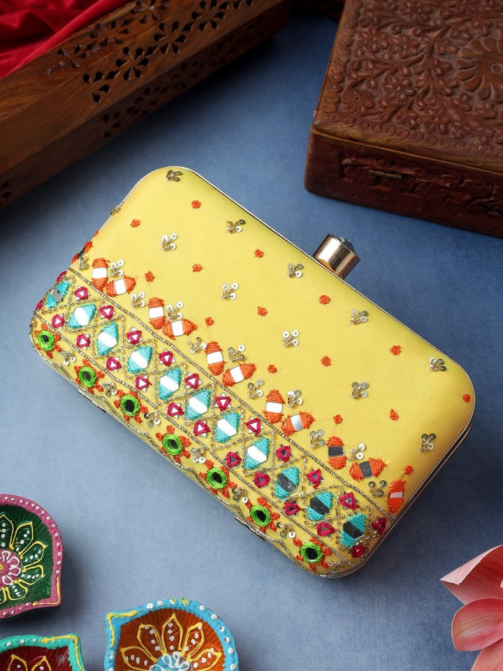 ROZA YELLOW MIRROR WORK JUTTI CLUTCH COMBO - Pomcha Jaipur