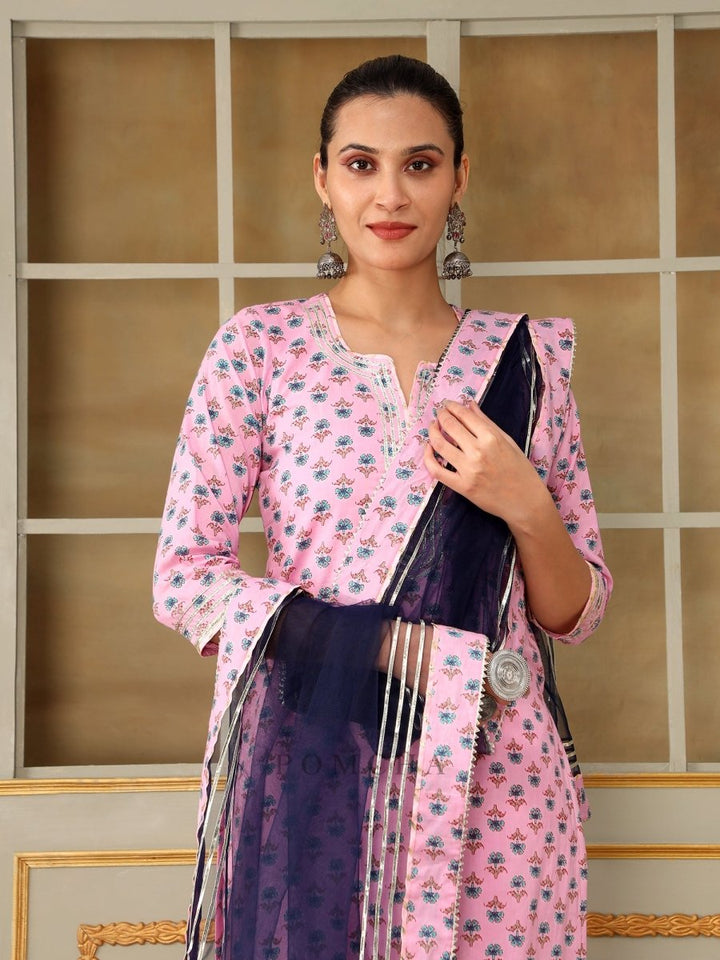 SAADGI BLUE PAISLEY PINK STRAIGHT SUIT SET - Pomcha Jaipur