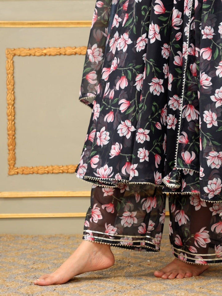 SAADGI PINK LOTUS ANARKALI SET - Pomcha Jaipur