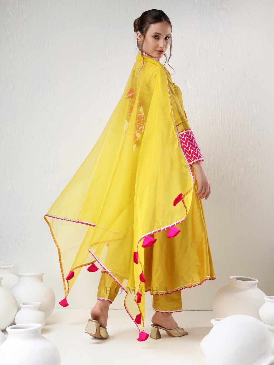 SADABHAR YELLOW COTTON SILK GOTTA WORK ANARKALI SET - Pomcha Jaipur