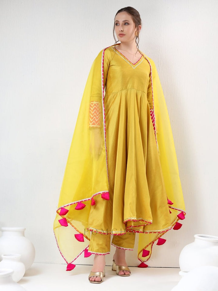 SADABHAR YELLOW COTTON SILK GOTTA WORK ANARKALI SET - Pomcha Jaipur