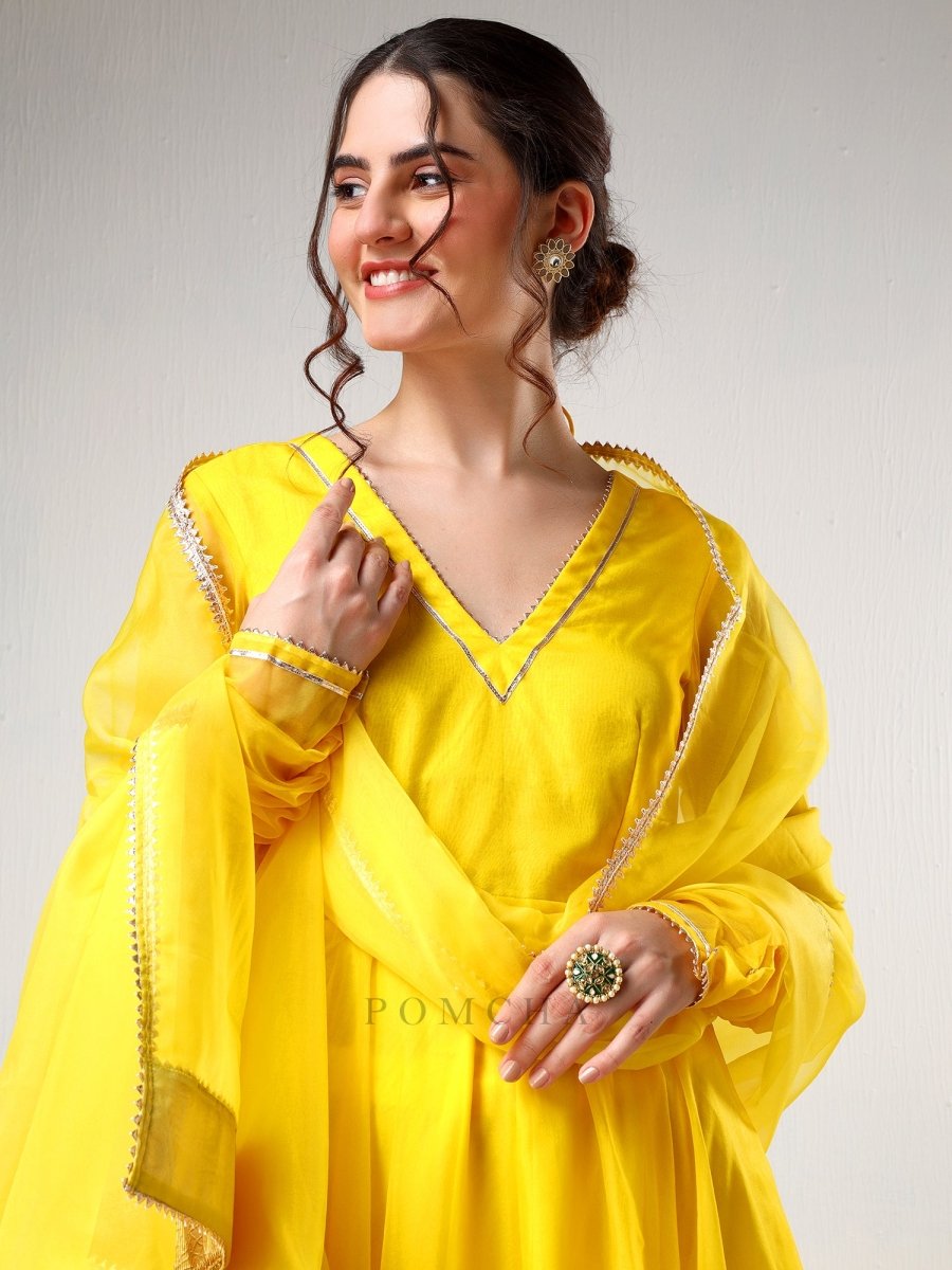 SADABHAR YELLOW ORGANZA GOTTA WORK ANARKALI SET - Pomcha Jaipur