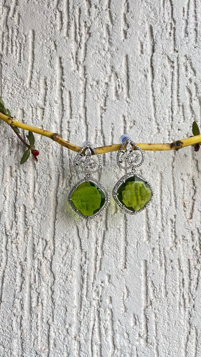 SILVER TONED HEENA GREEN EARRINGS - Pomcha Jaipur
