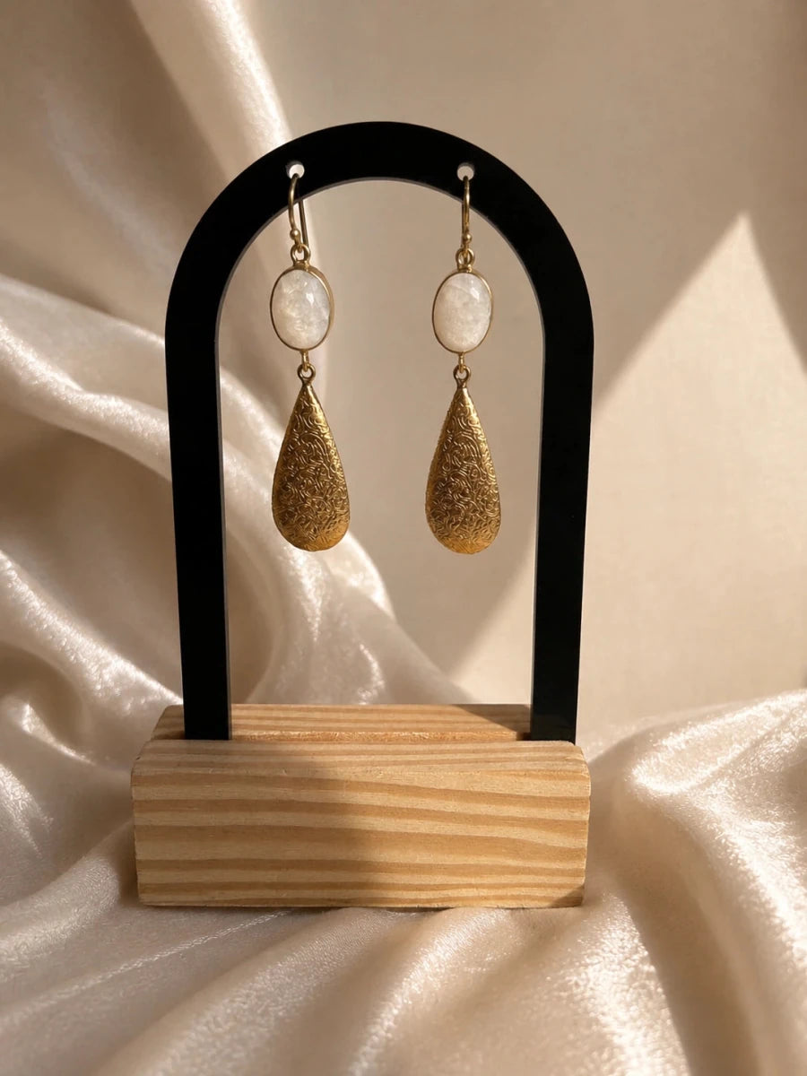 SNOW GLOW DROP EARRINGS - Pomcha Jaipur