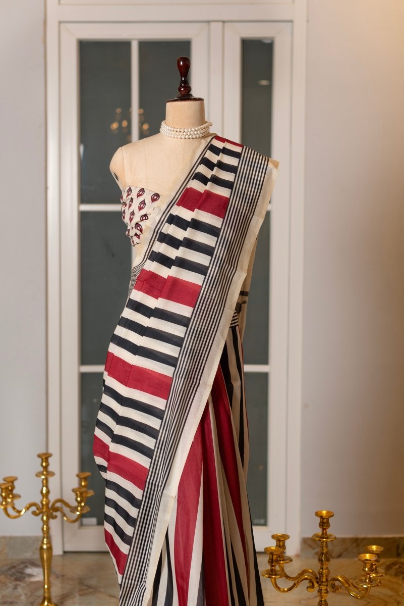 SOOT RAAG STRIPE SYMPHONY MUL COTTON SAREE WITH COTTON BLOUSE PIECE - Pomcha Jaipur