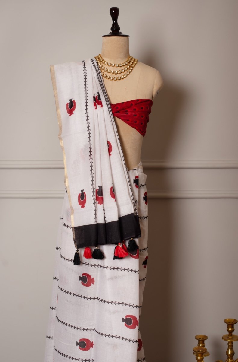 SOOT RAAG WHIITE RED PRINTED LINEN SAREE WITH RED PRINTED LINEN BLOUSE - Pomcha Jaipur