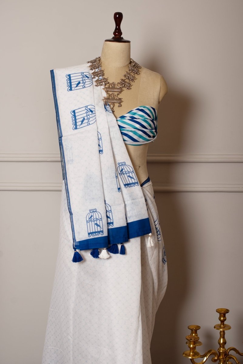 SOOT RAAG WHITE BLUE PRINTED LINEN SAREE WITH BLUE PRINTED LINEN BLOUSE PIECE - Pomcha Jaipur