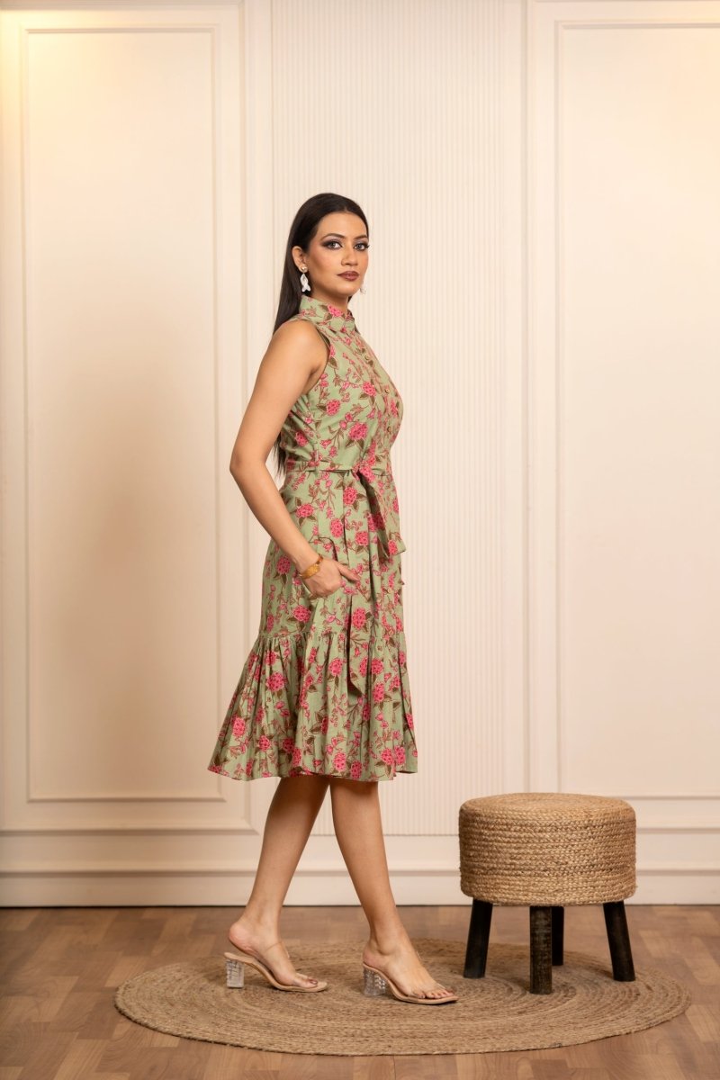 SUKOON SAGE BLOOMS COTTON FLORAL KNEE LENGTH DRESS - Pomcha Jaipur
