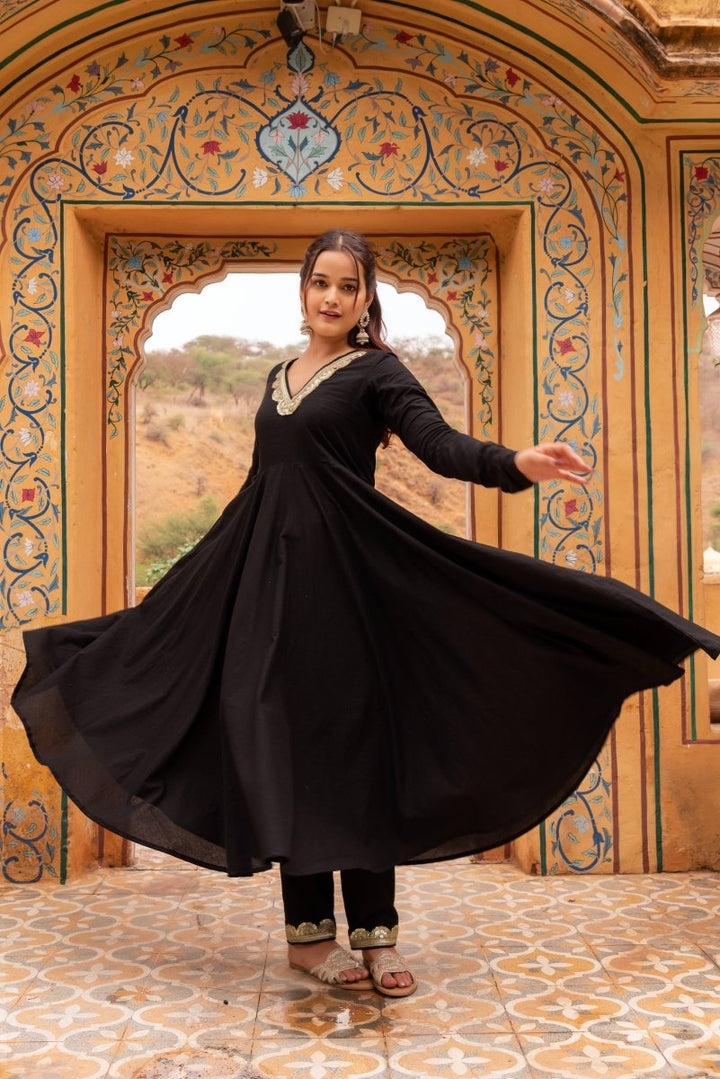 SUNHARI BLACK ROSE COTTON GOTA LACE ANARKALI SET WITH SOFT NET DUPATTA - Pomcha Jaipur
