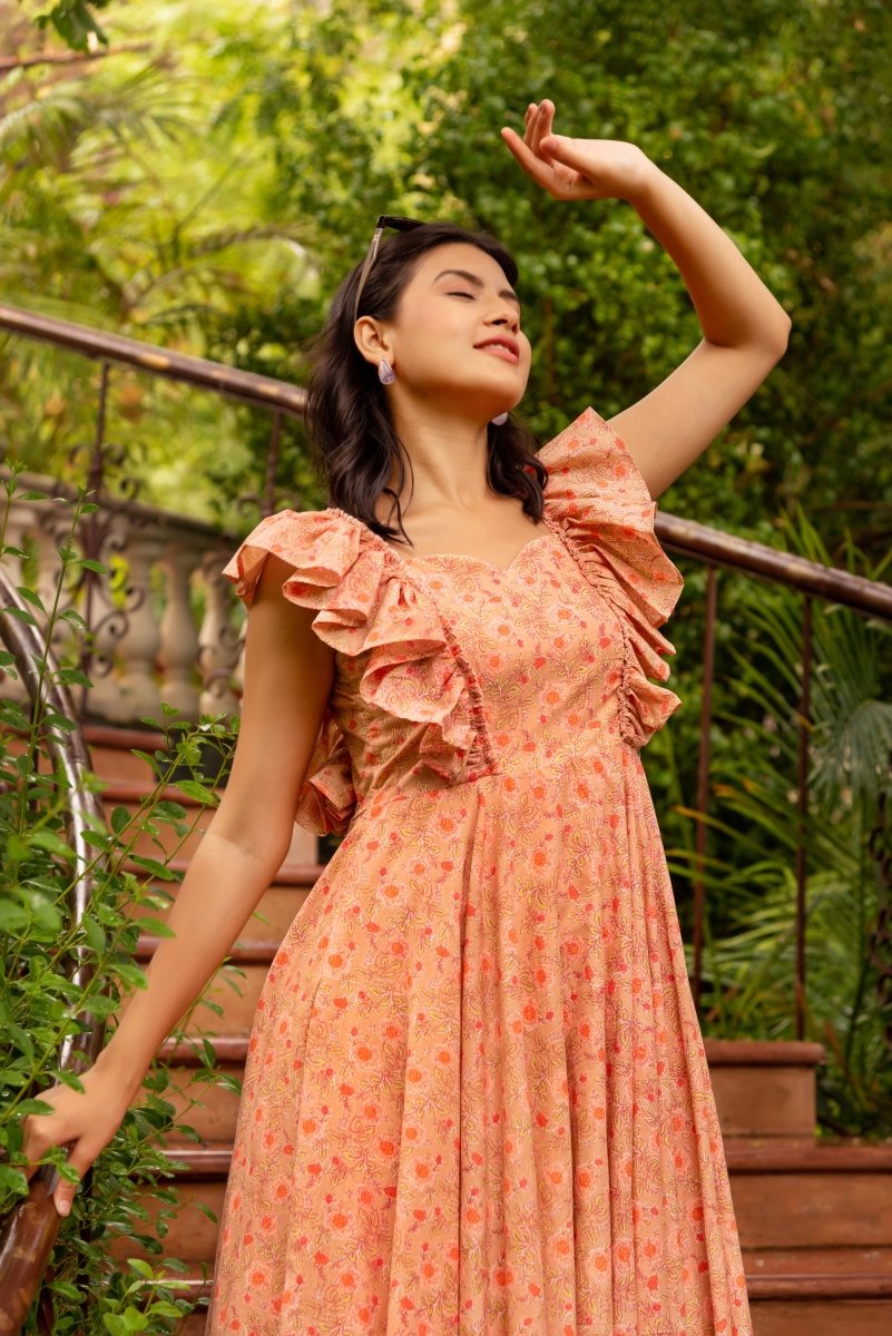 SUNHARI CHAAP PEACH HAND BLOCK PRINT COTTON FRILL SLEEVES DRESS - Pomcha Jaipur
