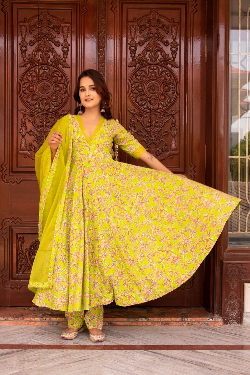 SUNHARI PASTEL GREEN HAND BLOCK PRINT ANARKALI WITH ORGANZA DUPATTA - Pomcha Jaipur
