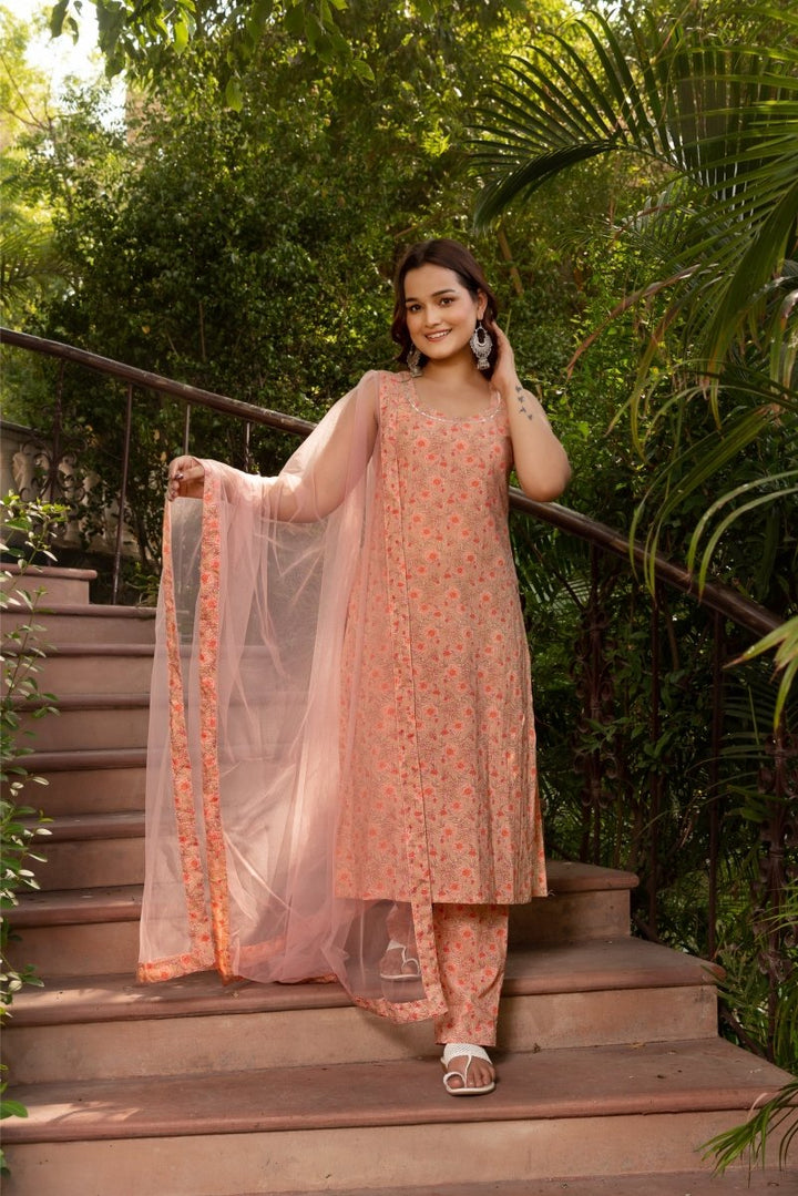SUNHARI PEACH HALF SLEEVE COTTON HAND BLOCK PRINT SUIT SET WITH SOFT NET DUPATTA - Pomcha Jaipur