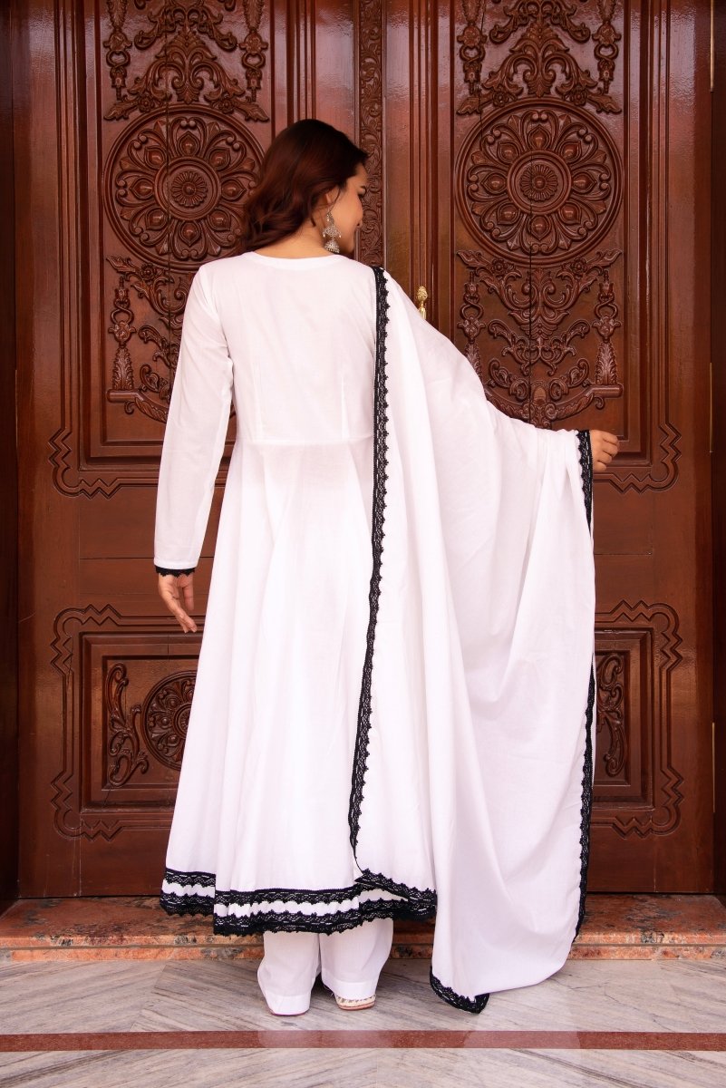 SUNHARI WHITE COTTON EMBROIDERY LACE FULL SLEEVE ANARKALI SET WITH COTTON DUPATTA - Pomcha Jaipur