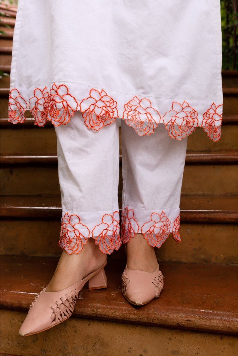 SUNHARI WHITE ORANGE PHOOL EMBROIDERY COTTON SUIT SET WITH EMBROIDERED ORGANZA DUPATTA - Pomcha Jaipur