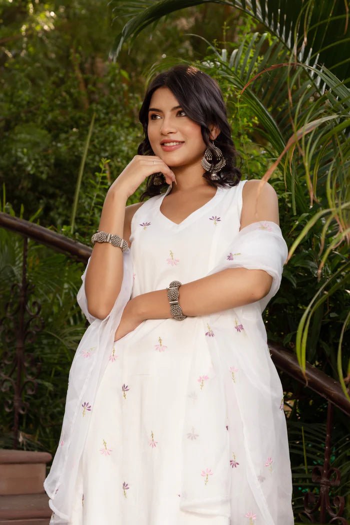 SUNHARI WHITE PINK EMBROIDERY COTTON SUIT SET WITH EMBROIDERED ORGANZA DUPATTA - Pomcha Jaipur