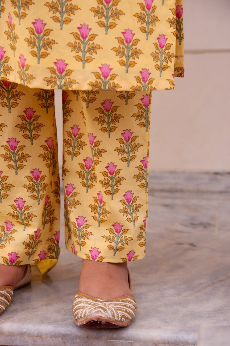 SUNHARI YELLOW HAND BLOCK COTTON SUIT SET WITH SOFT NET DUPATTA - Pomcha Jaipur