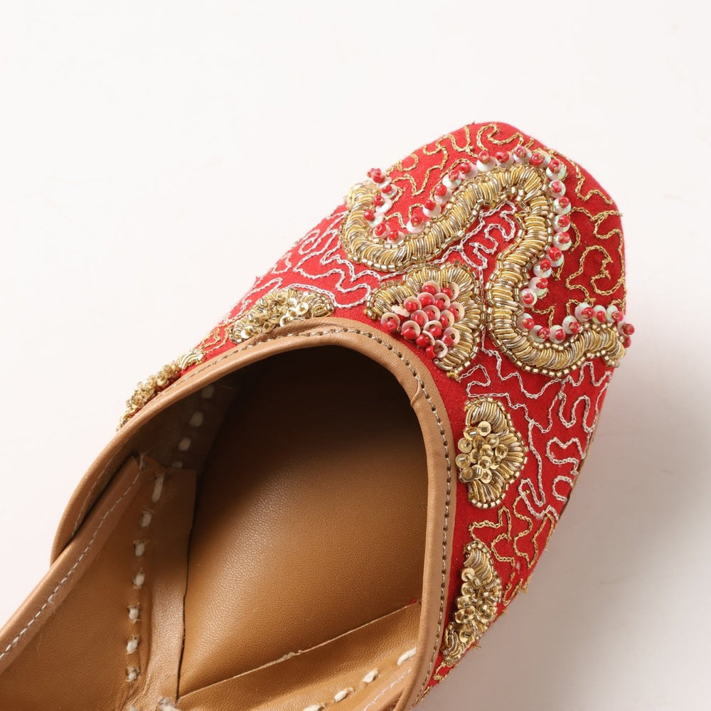 SURUKH LAAL ZARI MOJARI - Pomcha Jaipur