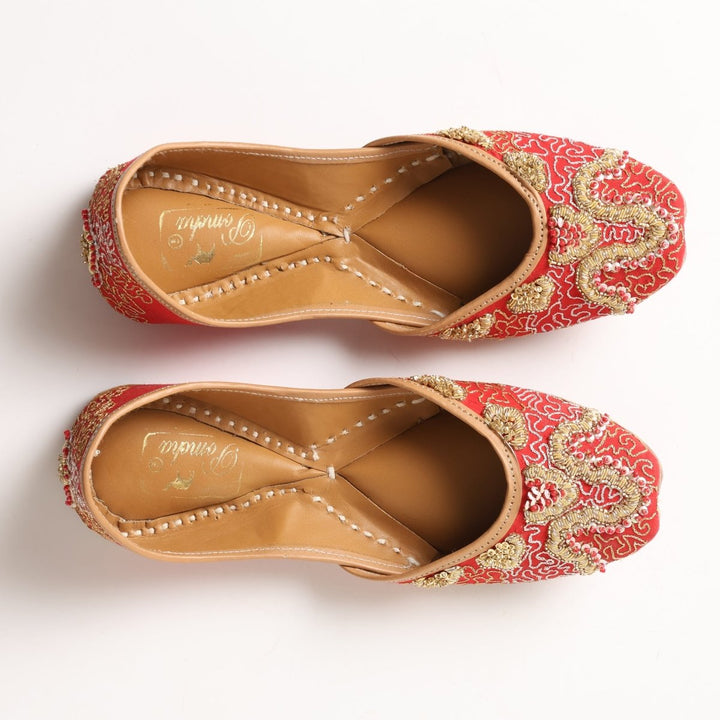 SURUKH LAAL ZARI MOJARI - Pomcha Jaipur