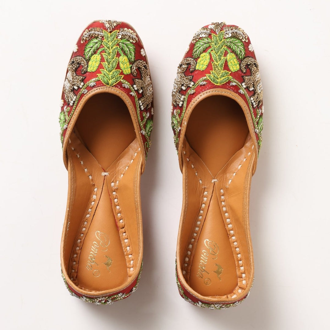 VERDANT GREEN MOJARI - Pomcha Jaipur