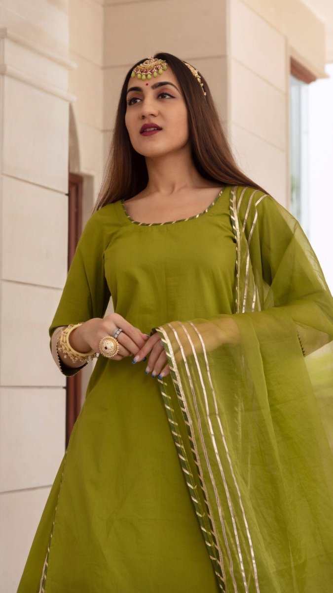 FALGUNI GREEN LONG KURTA SKIRT SET - Pomcha Jaipur