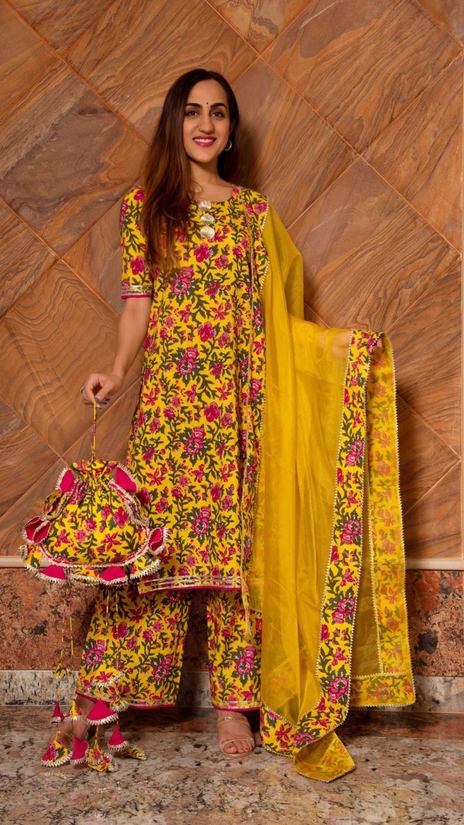 GAUHAR YELLOW COTTON GOTTA SUITS SET - Pomcha Jaipur
