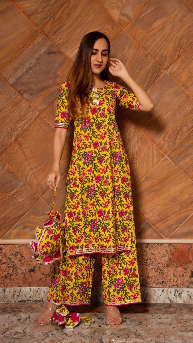 GAUHAR YELLOW COTTON GOTTA SUITS SET - Pomcha Jaipur