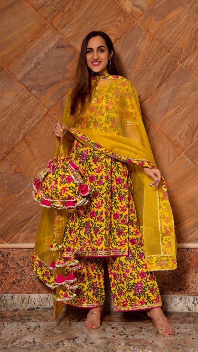 GAUHAR YELLOW COTTON GOTTA SUITS SET - Pomcha Jaipur