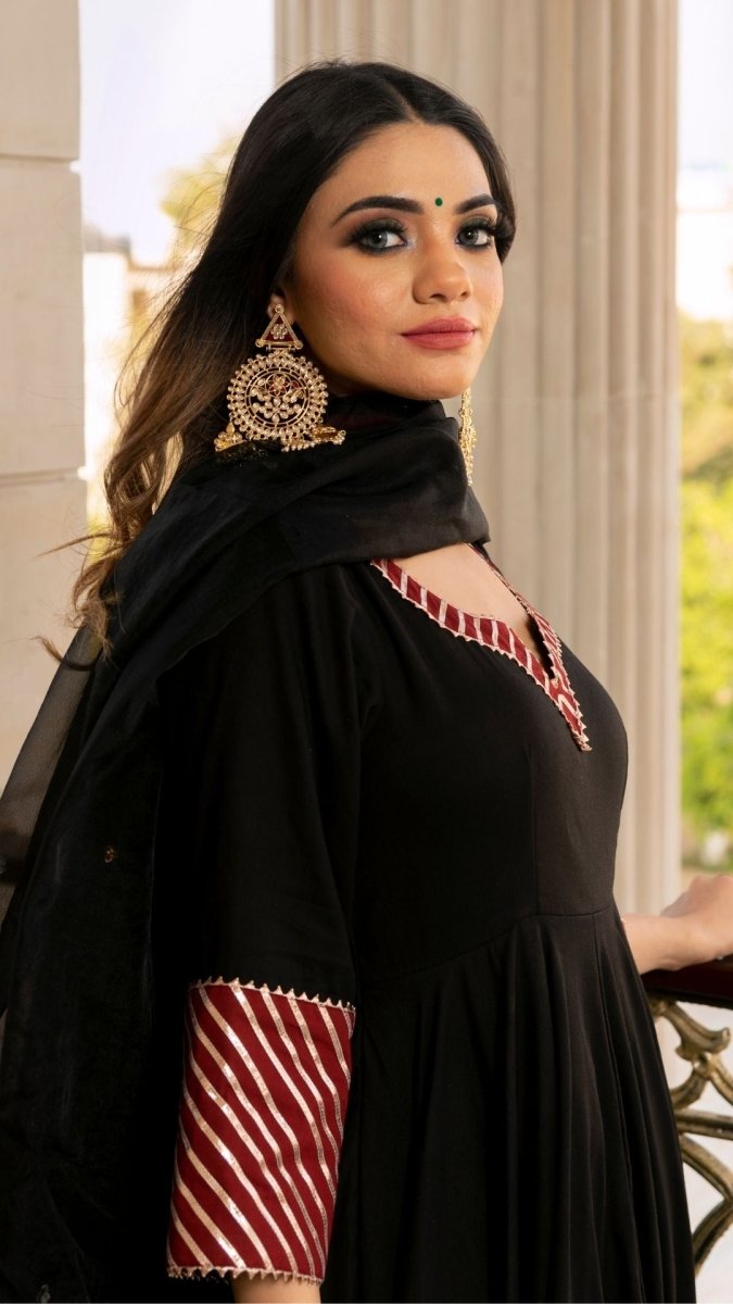 HINA BLACK AND MAROON COTTON SILK ANARKALI WITH ORGANZA LACE WORK DUPATTA SET - Pomcha Jaipur