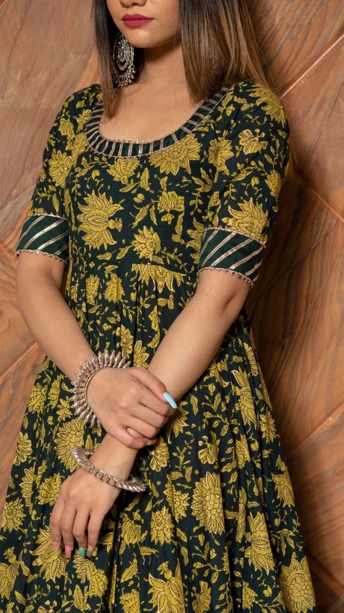 IDIKA GREEN HAND BLOCK ANARKALI SET - Pomcha Jaipur
