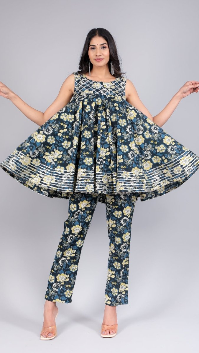 KAVYA BLACK COTTON KURTA PANT SET - Pomcha Jaipur