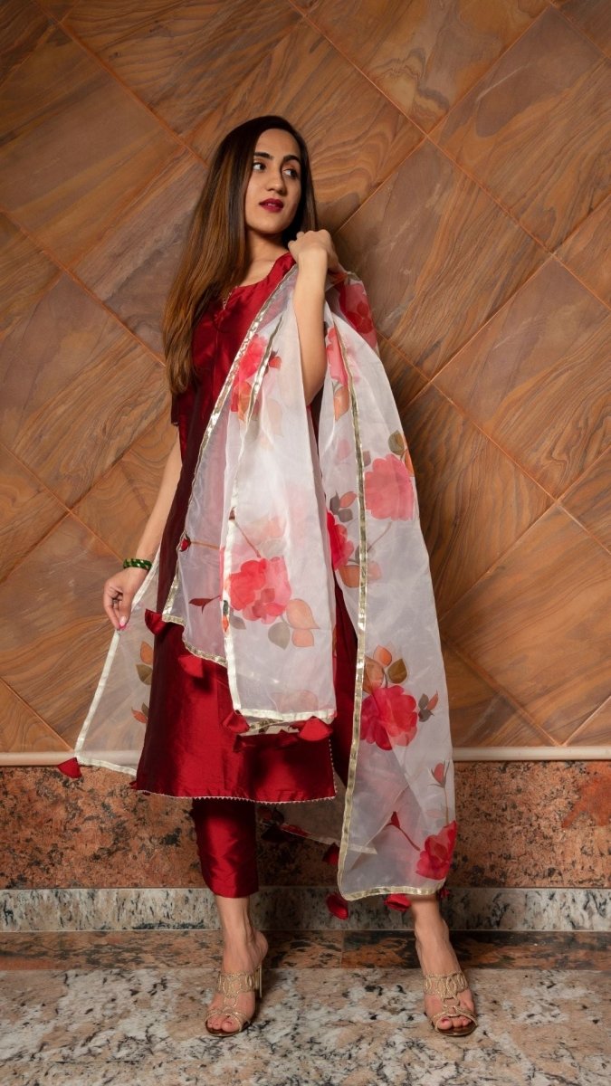 MAROON PHOOL TAFFETA SILK SUIT WITH DIGITAL PRINT ORGANZA DUPATTA SET - Pomcha Jaipur