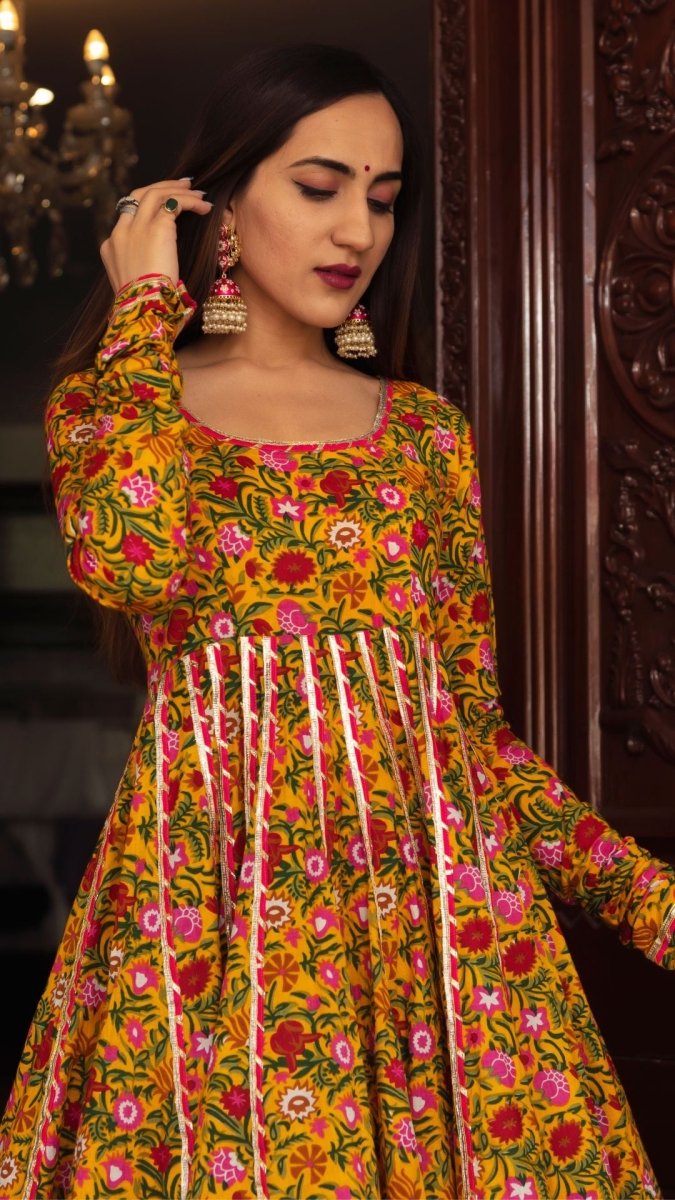 MASTANI YELLOW COTTON HAND BLOCK PRINT ANARKALI PLAZO SET WITH ORGANZA DUPATTA - Pomcha Jaipur