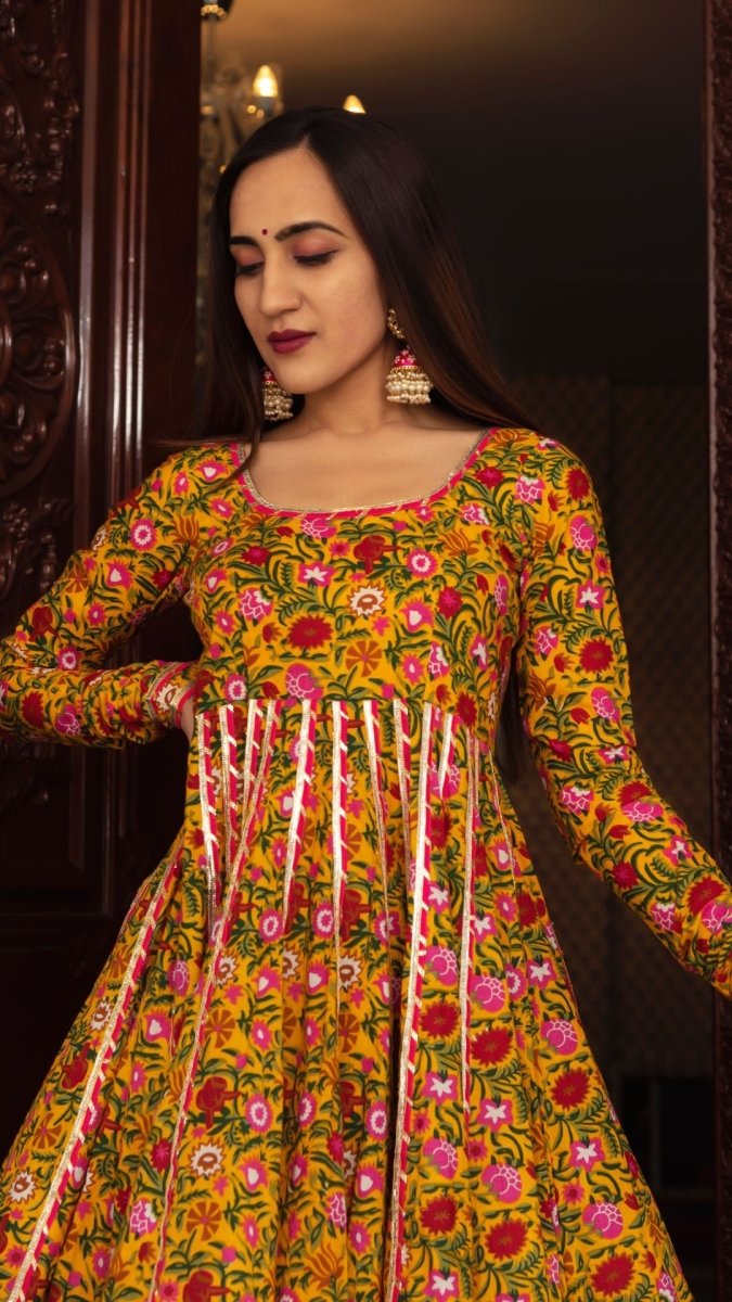 MASTANI YELLOW COTTON HAND BLOCK PRINT ANARKALI PLAZO SET WITH ORGANZA DUPATTA - Pomcha Jaipur