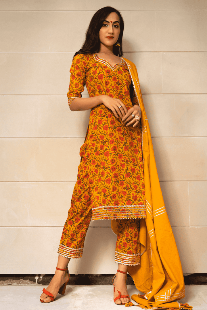 MUSTARD YELLOW COTTON HAND BLOCK PRINT KURTA PANT SET WITH COTTON DUPATTA - Pomcha Jaipur