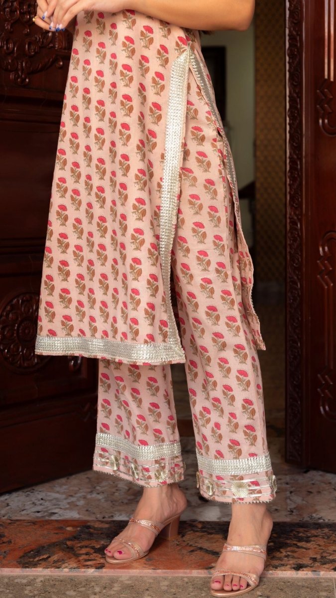 OJASVI PEACH HAND BLOCK SUIT SET - Pomcha Jaipur