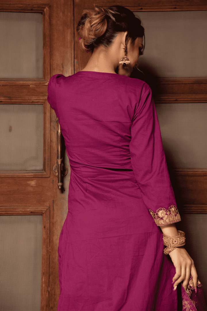 PLUM COTTON STRAIGHT KURTA SUIT SET WITH EMBROIDERY LACE SOFT NET DUPATTA - Pomcha Jaipur