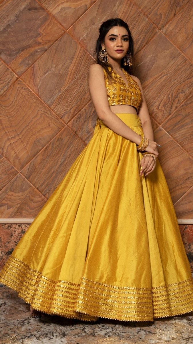 RABIA YELLOW COTTON SILK LEHENGA WITH LACE WORK AND ORGANZA DUPATTA SET - Pomcha Jaipur